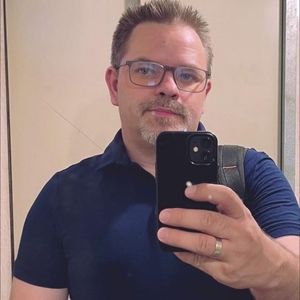 Meet your Posher, Amir